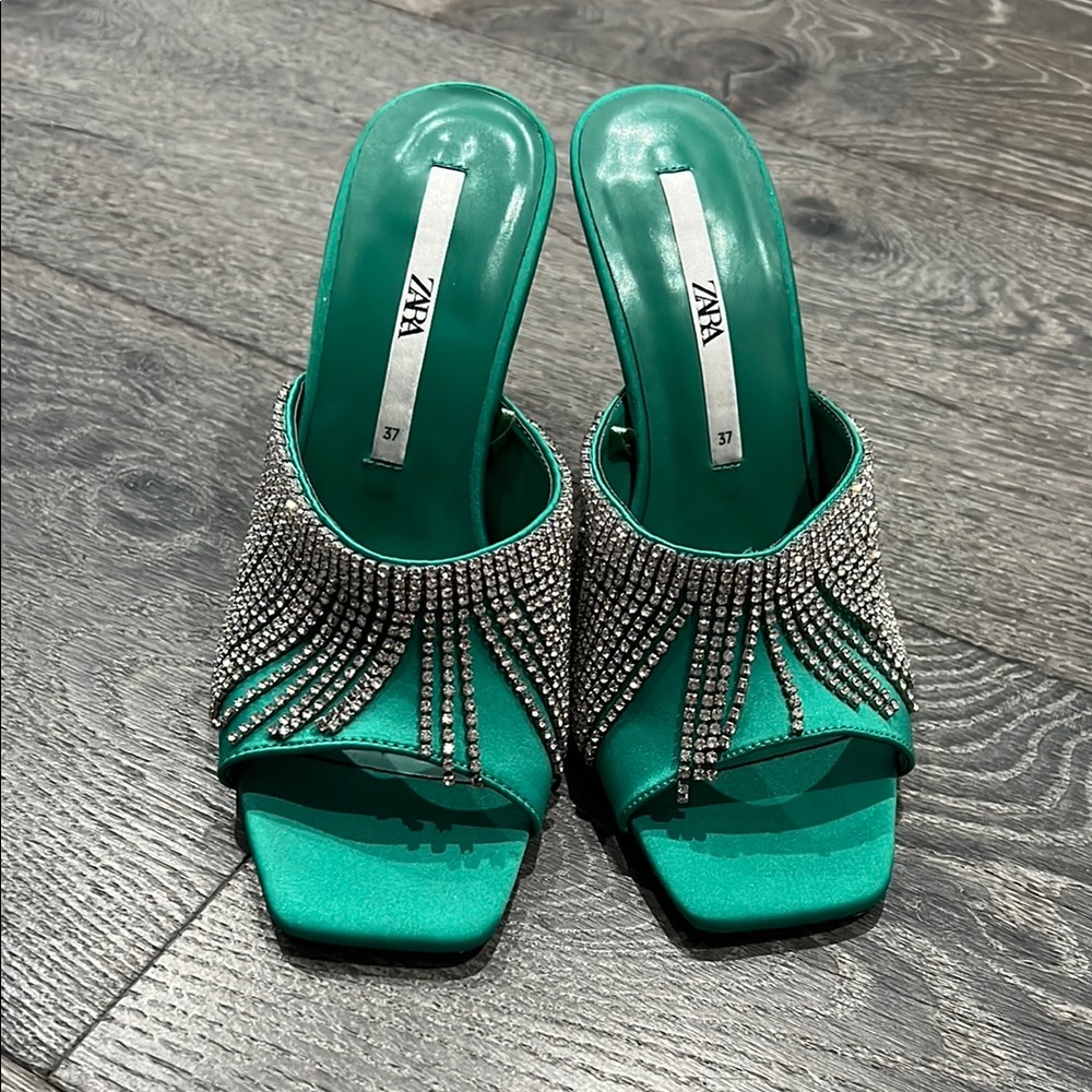 Zara Green Silver Mules with Chain-Mail Design